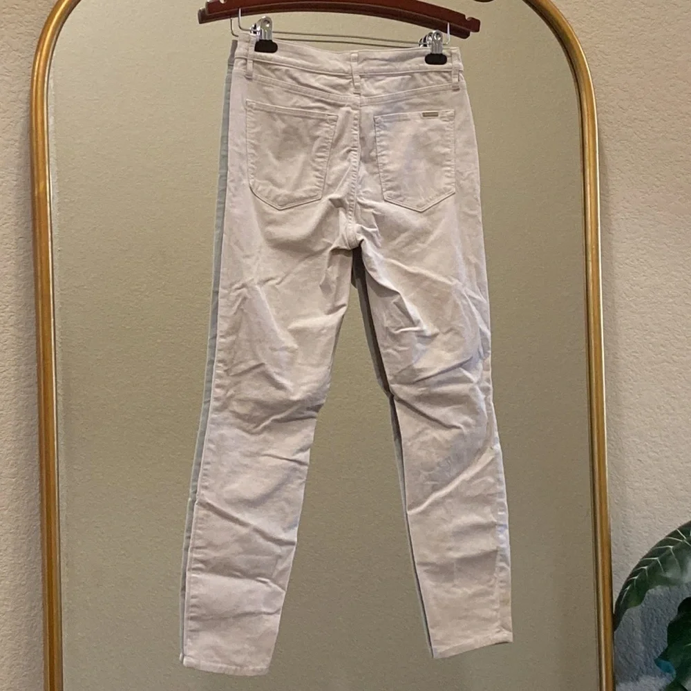Tommy Hilfiger High Rise Tribeca Skinny Corduroy Pants Color: Cream Size 6